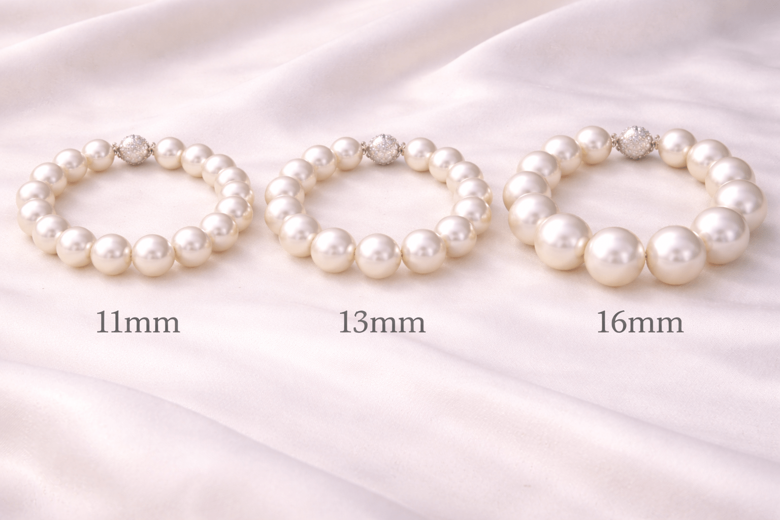 pearlsonly-blog-104-image-4-pearl - Το μέγεθος έχει σημασία στα βραχιόλια South Sea - Κοσμήματα με πέρλες - pearlsonly