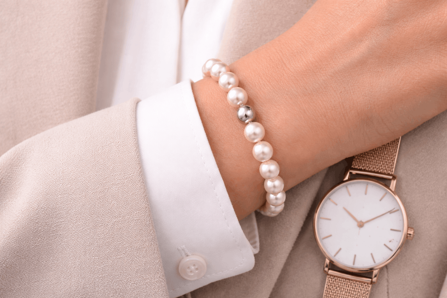 pearlsonly-blog-108-image-8-pearl - Στυλιστική του βραχιολιού σου με μαργαριτάρια ασημί - Κοσμήματα με Μαργαριτάρια - pearlsonly