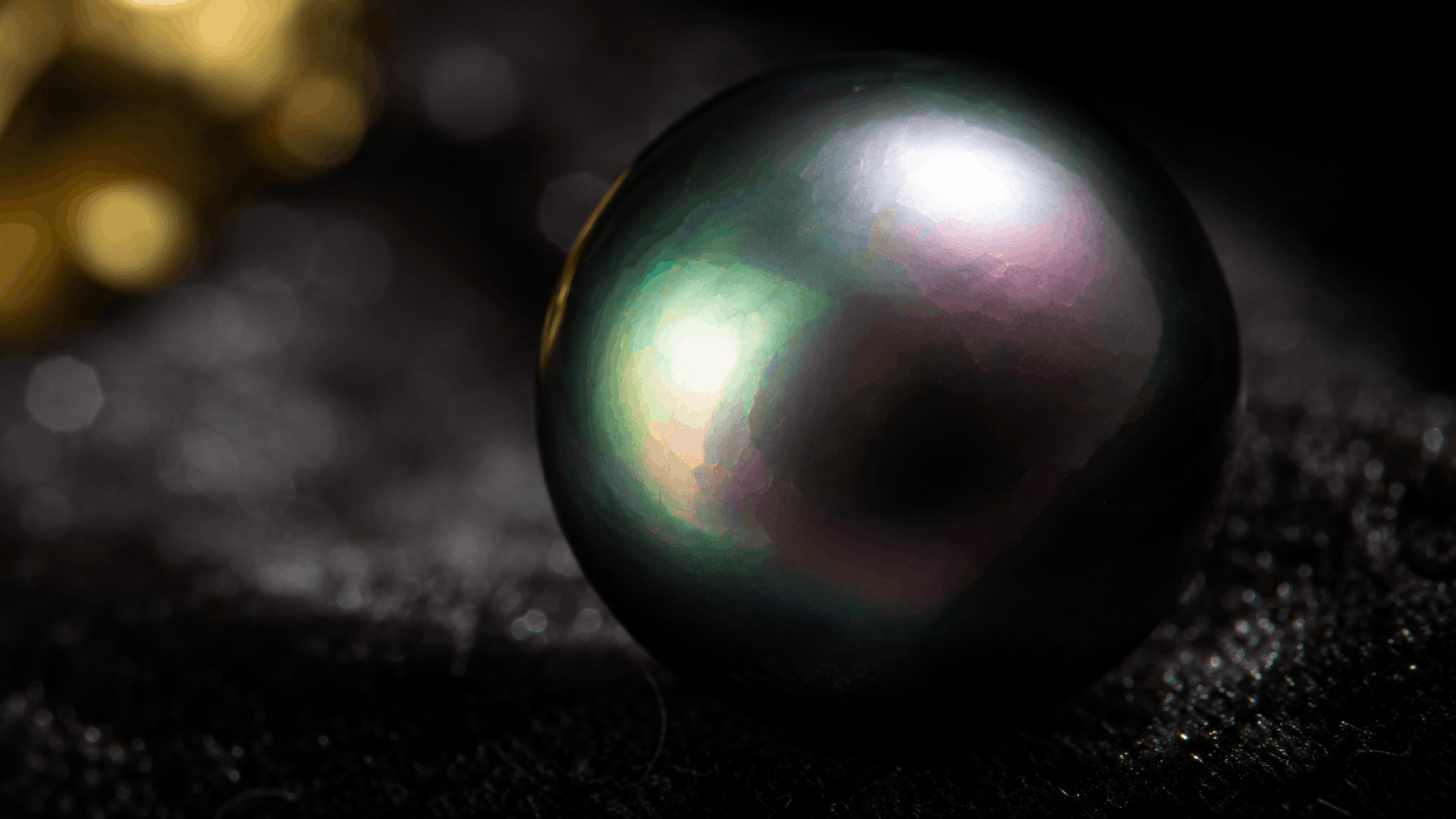 03. Δοκιμή 3 — Έλεγχος της λάμψης για να καταλάβετε αν τα μαργαριτάρια είναι αληθινά